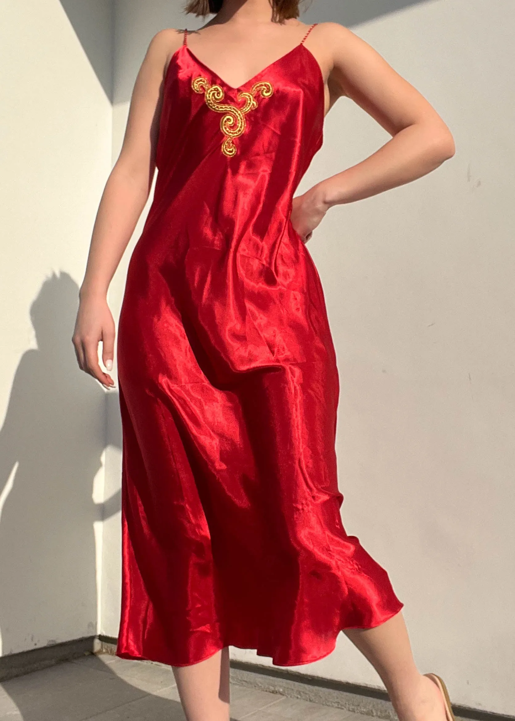 80's Red & Gold Silky Midi Slip (M)