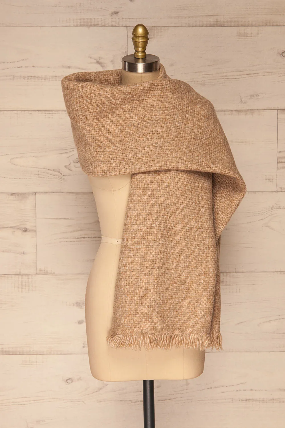 Taranto | Fuzzy Knitted Scarf