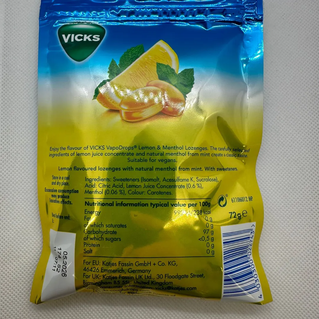 VICKS VapoDrops sugar free vegan lozenges with lemon - 72g (A)