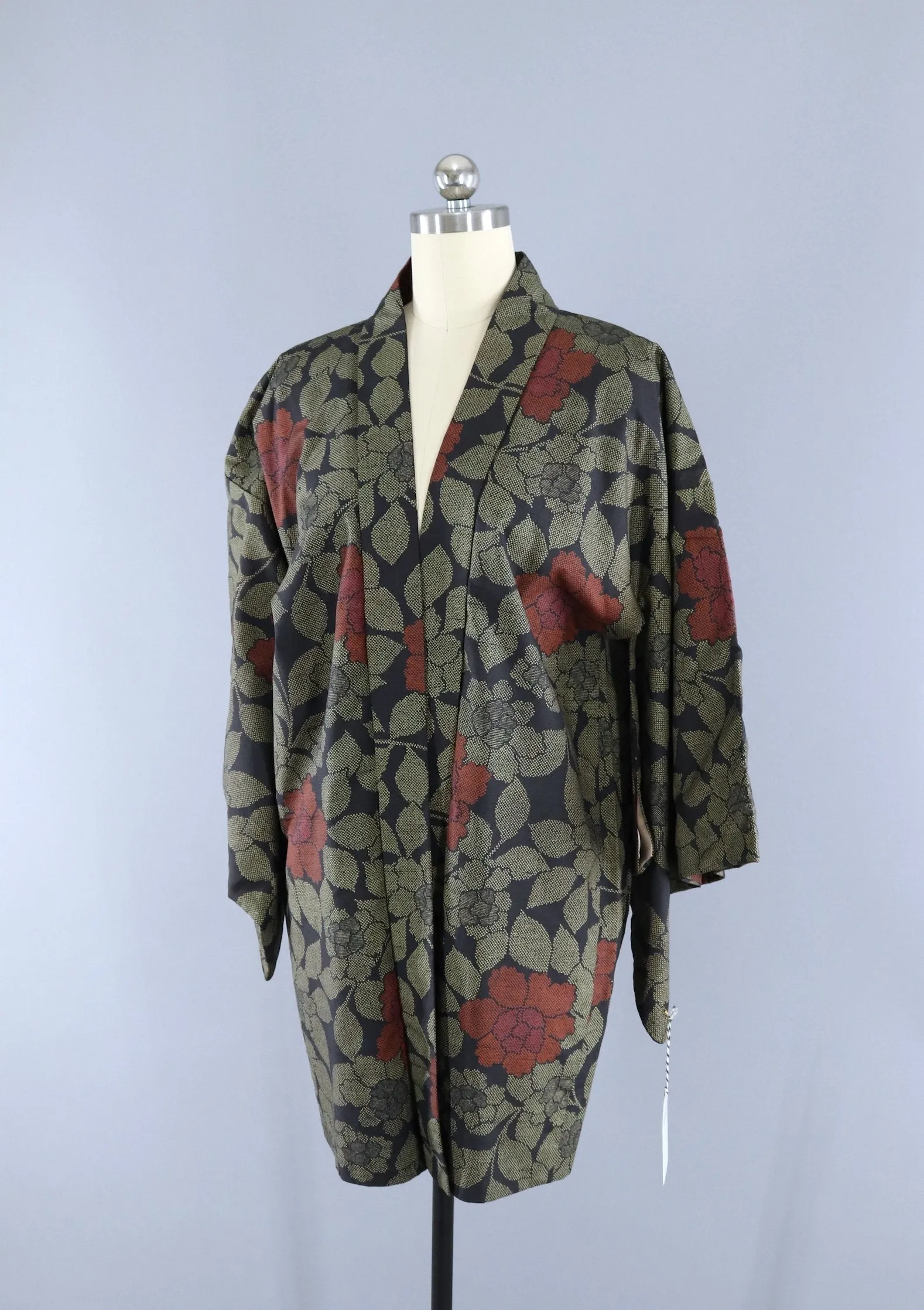 Vintage 1980s Silk Haori Kimono Cardigan Jacket / Black & Khaki Floral