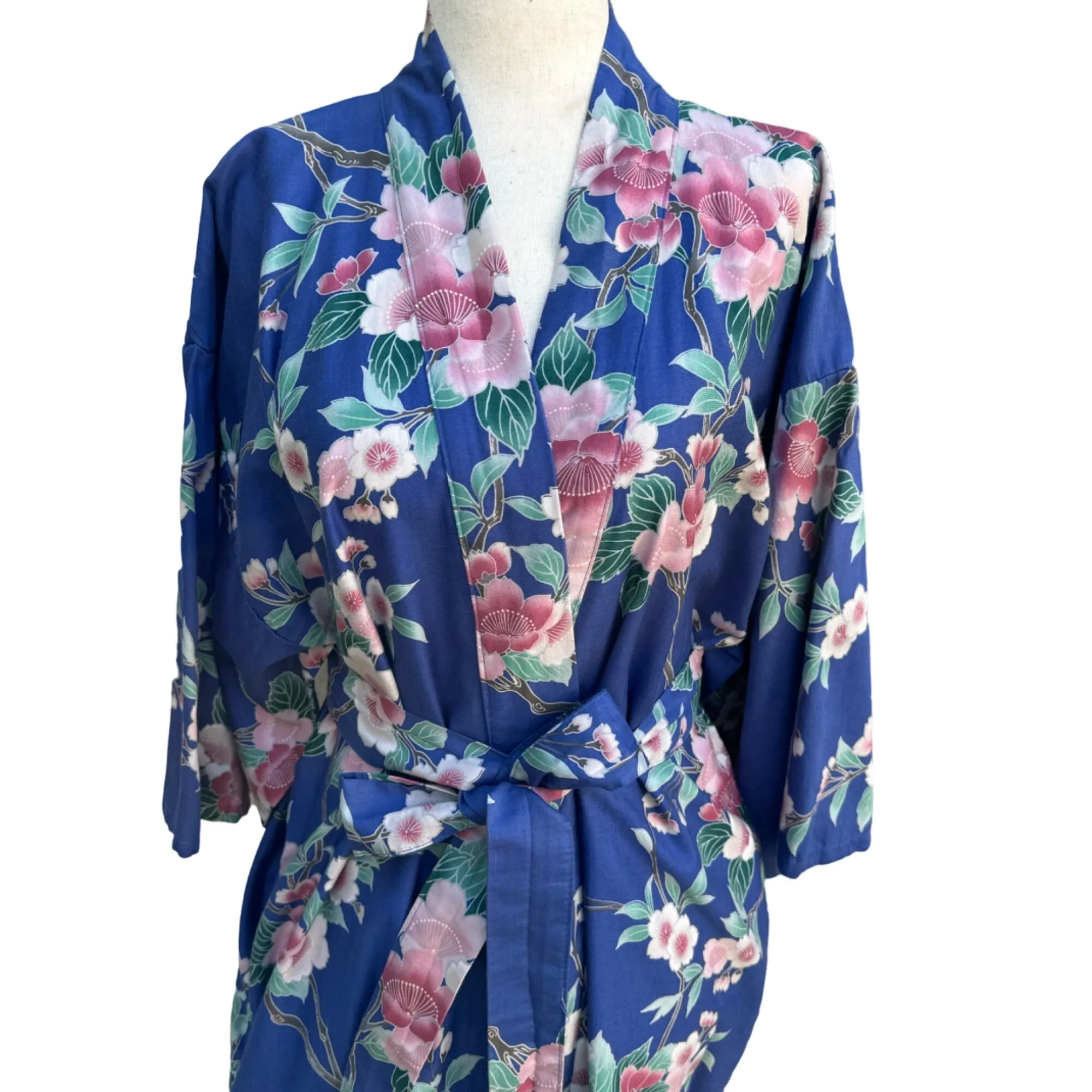 Vintage Women's Floral 3/4 Sleeves Belted Lightweight Mid Length Kimono Robe - L