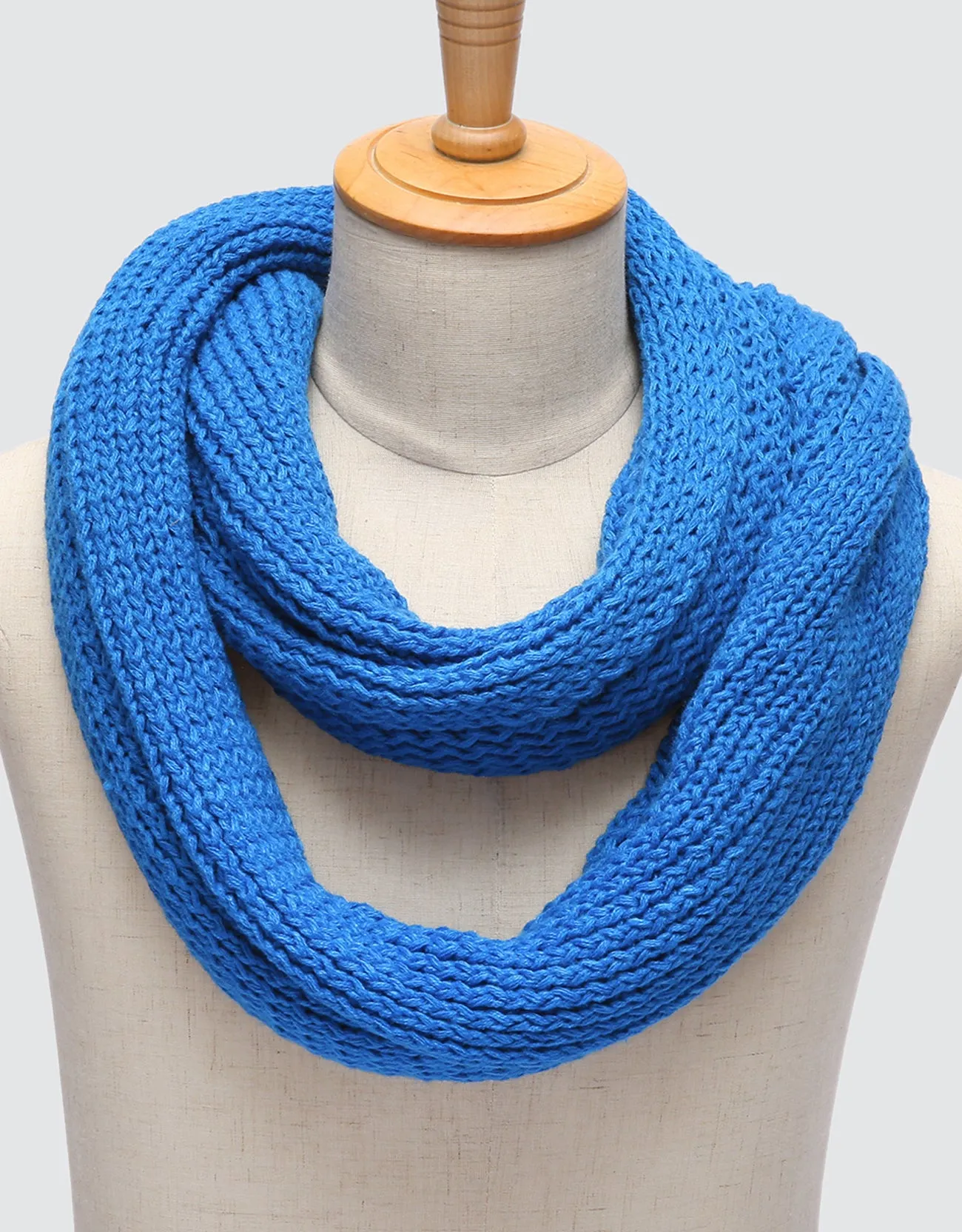 Wide Knit Ribbed Scarf